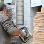 Victor Lustig: La Storia Incredibile dell’Uomo Che Vendette Due Volte la Torre Eiffel