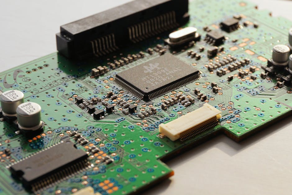 Semiconduttori: Cosa Sono, Come Funzionano e Perché Sono Essenziali per il Nostro Mondo