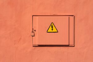 Messa a Terra Impianto Elettrico: Guida Completa al Grounding e alla Sicurezza