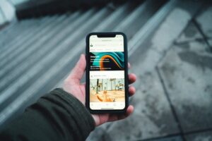 Ricarica Wireless: Come Funziona, Vantaggi e il Futuro Senza Cavi