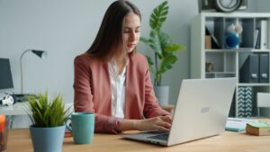 5 Strumenti Essenziali per Lavoro Remoto e Smart Working Efficace