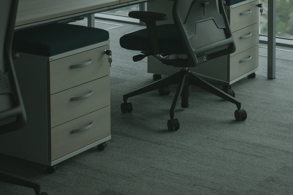 Perché le Sedie da Ufficio Hanno Cinque Gambe? Storia ed Ergonomia