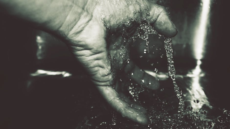 Perché le Dita si Raggrinziscono in Acqua? La Vera Ragione Scientifica