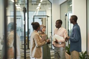 Comunicazione Efficace: Ascolto Attivo e Valore per il Successo Professionale