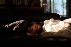 Dormire Meglio: 7 Abitudini Giapponesi per un Sonno Profondo e Pieno di Energia