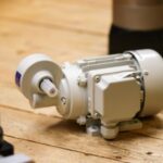 Come Funziona il Motore Elettrico: Dalla Scoperta dell’Elettromagnetismo al Movimento