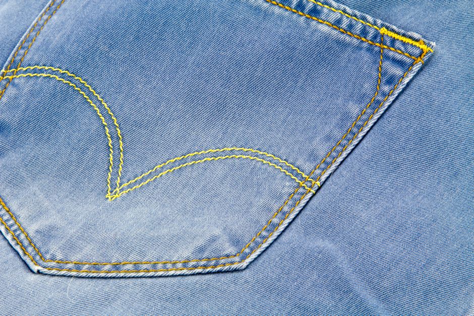 Il Segreto del Taschino dei Jeans: Cos'è uno Skeuomorfo?