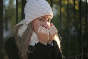 Il Freddo Causa il Raffreddore? La Verità Scientifica Dietro il Mito